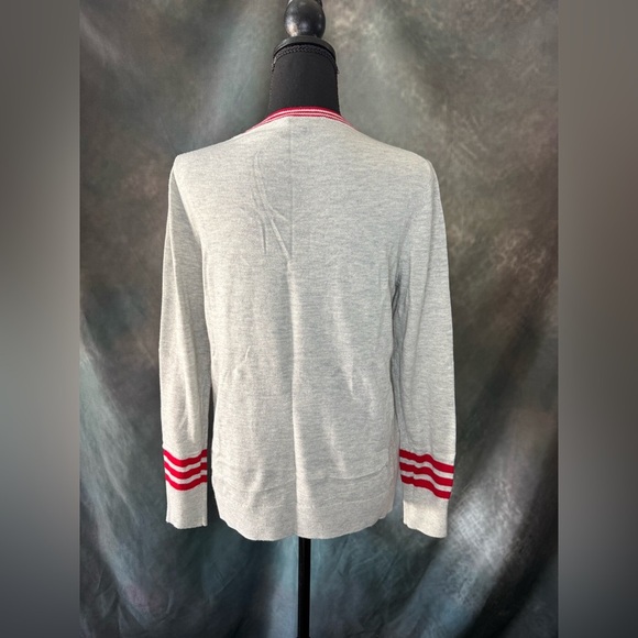 ❤️LOFT Gray Sweater with Red Heart Accent❤️ - Picture 5 of 8